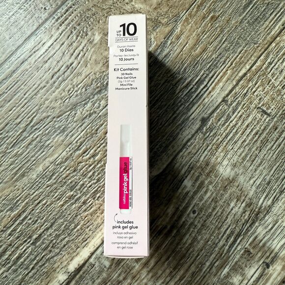 Nailbliss Long Coffin Holographic Glitter Nails - Picture 4 of 7